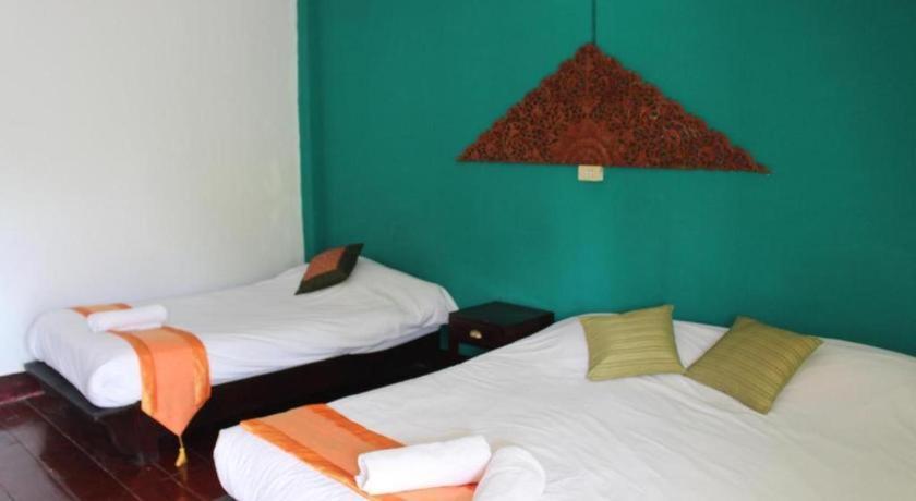 Umphangburi Resort Exterior foto